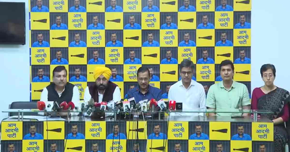 arvind-kejriwal-gave-this-answer-on-question-are-you-in-race-for-the-post-of-pm-from-india-alliance
