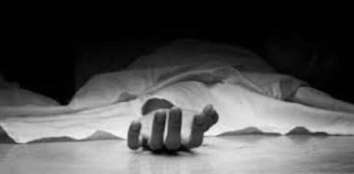 deadbody Recovered on bhagirathi river of a21 aged yuth in baharampur