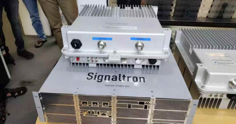 mobile-base-stations-with-indigenous-chips-have-been-included-in-the-indian-army-for-the-first-time