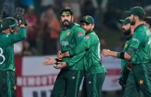 বৃষ্টির কারণে ইংল্যান্ড বনাম নিউজিল্যান্ড ম্যাচ পরিত্যক্ত হলে পাকিস্তানের কী হবে?