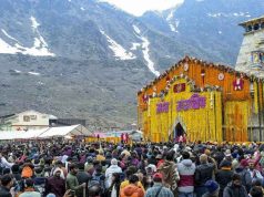 বৈদিক মন্ত্রোচ্চারণের মধ্য দিয়ে কেদারনাথ মন্দিরের দরজা খোলা হলো