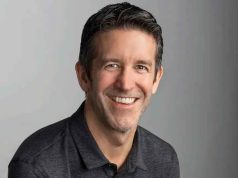 অ্যাপলের নতুন সিইও জন টার্নার