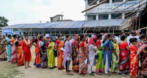 কড়া নিরাপত্তায় মগরাহাট পশ্চিম এবং ডায়মন্ড হারবারের ১৫টি বুথে চলছে ভোট গ্রহণ