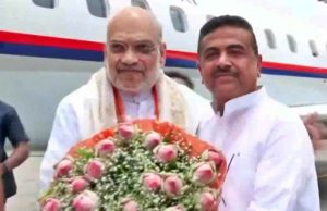 কলকাতায় পৌঁছে গেলেন অমিত শাহ, মুখ্যমন্ত্রীর নাম জানা সময়ের অপেক্ষা