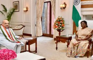প্রধানমন্ত্রী মোদীর পর এবার রাষ্ট্রপতি ভবনে পৌঁছালেন অমিত শাহ, মন্ত্রিসভা রদবদলের চূড়ান্ত অনুমোদনের জল্পনা!