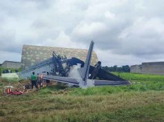 আসামের জোরহাটে ভারতীয় বিমান বাহিনীর একটি বিমান দুর্ঘটনার শিকার