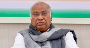 মল্লিকার্জুন খাড়গের বিরুদ্ধে গ্রেপ্তারি পরোয়ানা জারি, ১৯ সেপ্টেম্বর আদালতে হাজিরার নির্দেশ