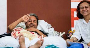 “…তারপর আমি আমার অনশন ভাঙব,” নিজের শর্তগুলো জানিয়ে কেন্দ্রকে চিঠি দিলেন সোনম ওয়াংচুক
