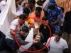 অনশন মঞ্চ থেকে সোনম ওয়াংচুককে হাসপাতালে নিয়ে গেল পুলিশ, যন্তর মন্তর খালি করার নির্দেশ