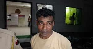 দিল্লিতে আটক বাংলাদেশি যুবক, ছদ্মবেশে থাকছিলেন রূপান্তরকামী সেজে