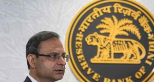 রেপো রেট অপরিবর্তিত রাখল RBI, ঋণের সুদের হারে কোনো ছাড় নয়