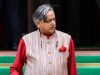 বাধ্যতামূলকভাবে ‘বন্দে মাতরম’ গাওয়া নিয়ে শশী থারুর উদ্বেগ প্রকাশ করে বলেছেন, এর পরিণতি উল্টোও হতে পারে