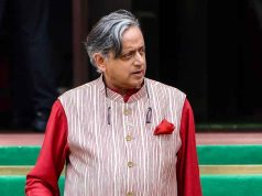 বাধ্যতামূলকভাবে ‘বন্দে মাতরম’ গাওয়া নিয়ে শশী থারুর উদ্বেগ প্রকাশ করে বলেছেন, এর পরিণতি উল্টোও হতে পারে