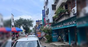 মুকুন্দপুরে হোটেল উচ্ছেদের জল্পনা, প্রশাসনের কড়া নজর এলাকায়