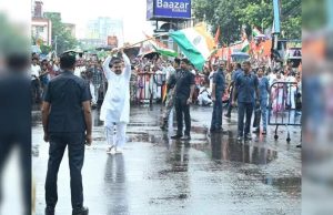 যাদবপুরে আজাদি স্লোগানে ক্ষুব্ধ মুখ্যমন্ত্রী শুভেন্দু অধিকারী