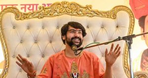 ধীরেন্দ্র শাস্ত্রীর বিরুদ্ধে অভিযোগ দায়ের হল খোদ মুখ্যমন্ত্রীর বিধানসভা কেন্দ্রের থানায়