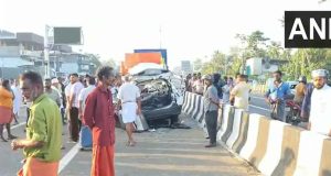 কেরালায় মর্মান্তিক দুর্ঘটনা, পার্ক করা লরির সঙ্গে গাড়ির সংঘর্ষে ৮ শিক্ষার্থীর মৃত্যু
