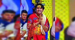 ‘বাবা’ সম্বোধন ঘিরে বিতর্ক অব্যাহত, কমিশনের দ্বারস্থ কংগ্রেস