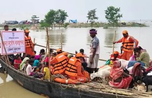 মালদহে বিপৎসীমার উপরে গঙ্গা, প্লাবিত বিস্তীর্ণ এলাকা, লক্ষাধিক মানুষ দ