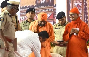 সনাতনী ঐতিহ্য বজায় রাখুন, পুজো উদ্যোক্তাদের কড়া বার্তা মুখ্যমন্ত্রী শু