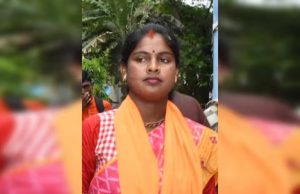 শিক্ষাগত যোগ্যতা নিয়ে অপমান, বিজেপির অন্দরেই কোণঠাসা রেখা পাত্র