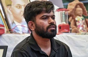 যন্তর মন্তরে বিক্ষোভের অনুমতি তুলে নেওয়ায় অভিজিৎ দীপকে বলেছেন, “এই নিষেধাজ্ঞায় বিক্ষোভ থামবে না, এখন সারাদেশে যন্তর মন্তর নির্মাণ করা হবে”