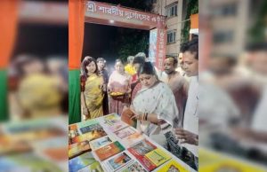 পুজোর মুখে জনসংযোগে বিজেপি, রাজ্যের বিভিন্ন মণ্ডপে বসবে ৫০০০ বইয়ের স্টল