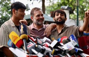 ‘যারা গণতন্ত্র দমন করবে, তাদের ছাড় দেওয়া হবে না’, ‘অবৈধ আটকের’ রেকর্ড রাখতে যুবকদের প্রতি রাহুল গান্ধীর আহ্বান